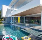 Blueys Beach House 5 Bedroom - Accommodation Ballina