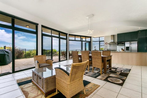 A SWEET ESCAPE Above Byron - Accommodation Ballina 6