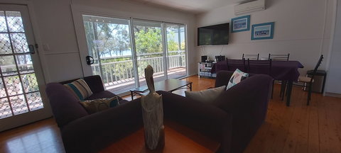 Paradise Bungalow Waterfront - Accommodation Ballina 6