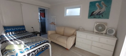 Paradise Bungalow Waterfront - Accommodation Ballina 5