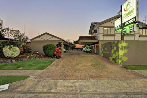 Chalet Motor Inn - Accommodation Ballina 1