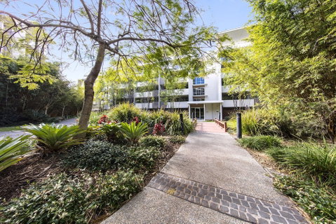 Oaks Brisbane Mews Suites - Accommodation Ballina 1