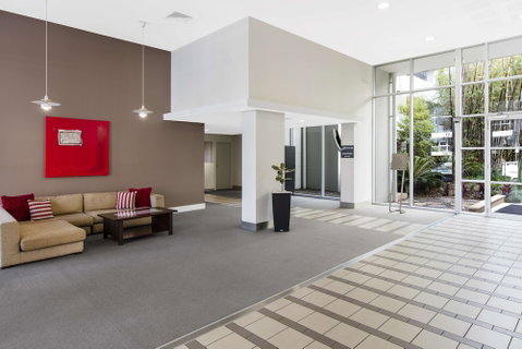 Oaks Brisbane Mews Suites - Accommodation Ballina 5