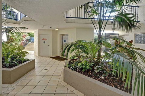 Raffles Mooloolaba - Accommodation Ballina 2