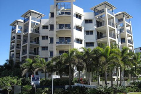 Raffles Mooloolaba - Accommodation Ballina 0