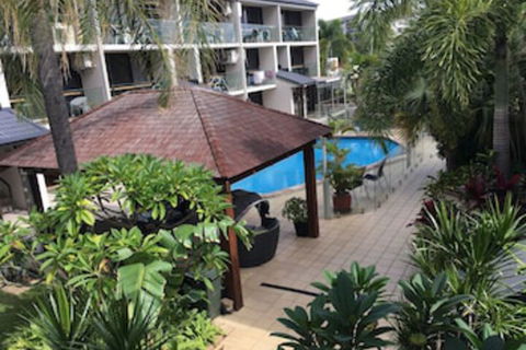 Burleigh Palms Holiday Apartments - Accommodation Ballina 0