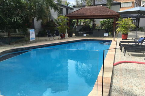 Burleigh Palms Holiday Apartments - Accommodation Ballina 4