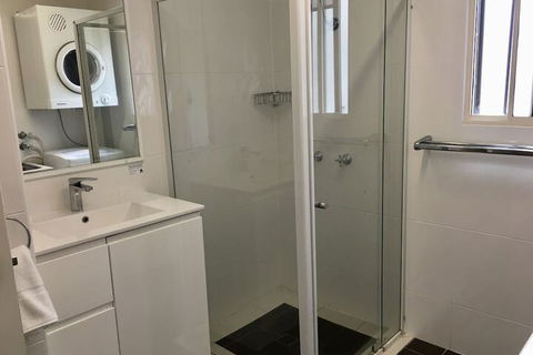 Burleigh Palms Holiday Apartments - Accommodation Ballina 5