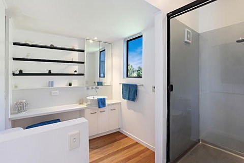 Barefoot Bungalow Castaways Beach - Accommodation Ballina 2