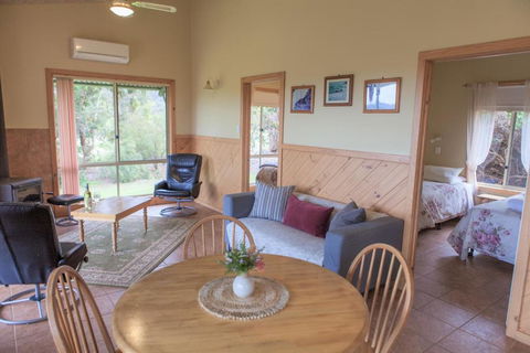 Riverside Retreat Chalets Walpole - Accommodation Ballina 7