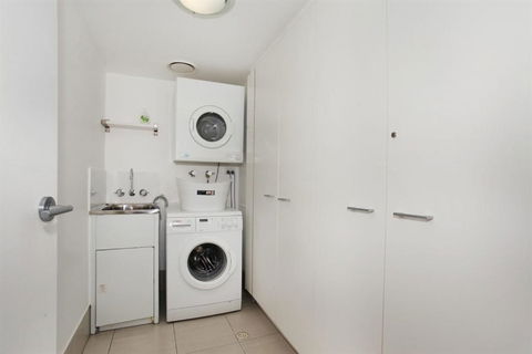 Unit 2 Point Break Apartments 1 3 Point Arkwright Linen Incl - Accommodation Ballina 1