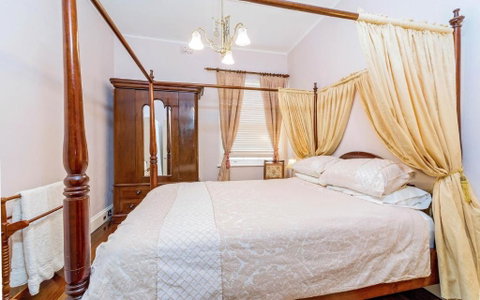 Azile 1875 Heritage Victorian Duplex - Accommodation Ballina 3