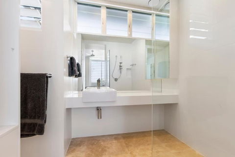 Paperbark A Luxury Duplex In Sunshine Beach - Accommodation Ballina 3