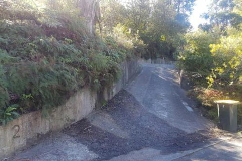 The Black Cockatoo Secret Garden Mountains Home - Accommodation Ballina 4