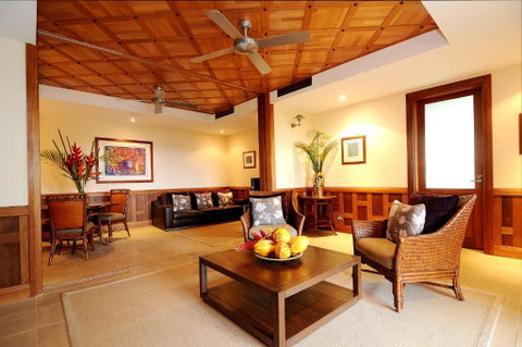 Villa Empat Puluh Dua - Accommodation Ballina 6