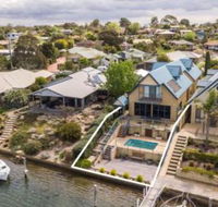 The Loft Waterfront with Private Pool - Accommodation Ballina