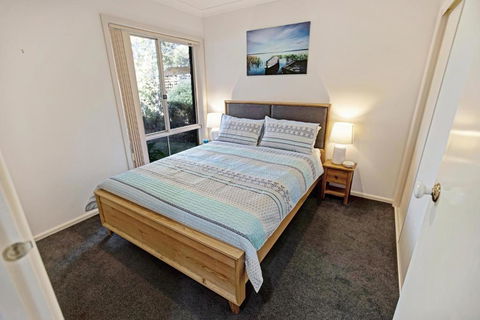 Pelican Brief Relaxing Canal Frontage - Accommodation Ballina 1