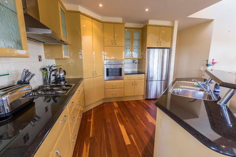 Aqua Vista A Stroll To Paynesville Forshore - Accommodation Ballina 4