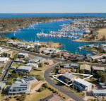 Tanjil a stroll from the water in Paynesville - Accommodation Ballina