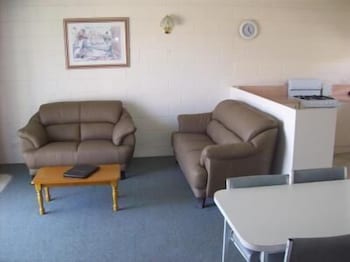 Black Swan Motor Inn - Accommodation Ballina 5