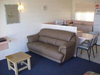 Black Swan Motor Inn - Accommodation Ballina 6