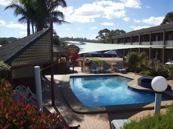Black Swan Motor Inn - Accommodation Ballina 0