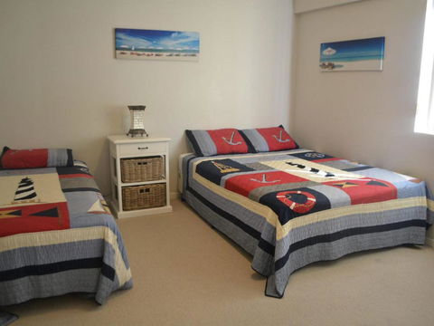 Beachside 4 With Airconditioning & Spa Bath - Accommodation Ballina 3