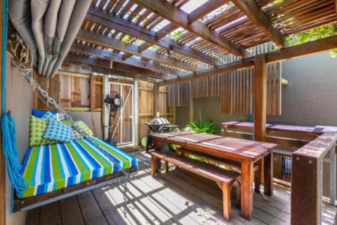 Cosy Hideaway Sunshine Beach - Accommodation Ballina 0