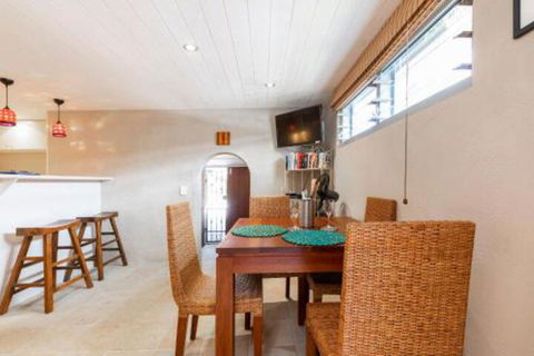 Cosy Hideaway Sunshine Beach - Accommodation Ballina 3