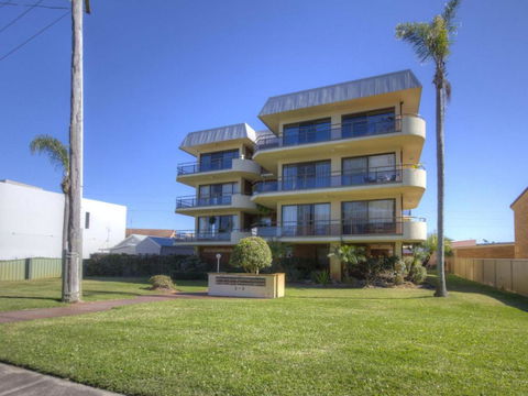 Champagne Court 1 With Water Views - Accommodation Ballina 5