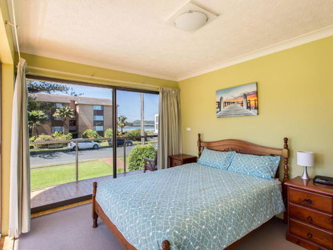 Champagne Court 1 With Water Views - Accommodation Ballina 6