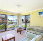 Champagne Court 1 with Water Views - Accommodation Ballina
