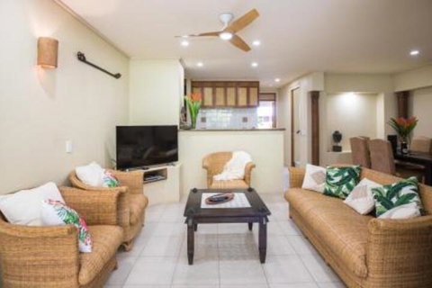 Bali Beach Villa Port Douglas - Accommodation Ballina 5