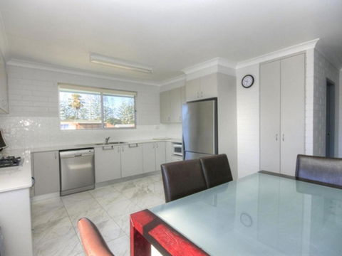 45A Wharf Upstairs - Accommodation Ballina 3