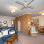 St James 6 Stylish Airconditioned Retreat - Accommodation Ballina 1