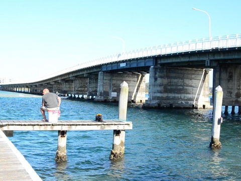 1 / 54 Parkes Airconditioned - Accommodation Ballina 3