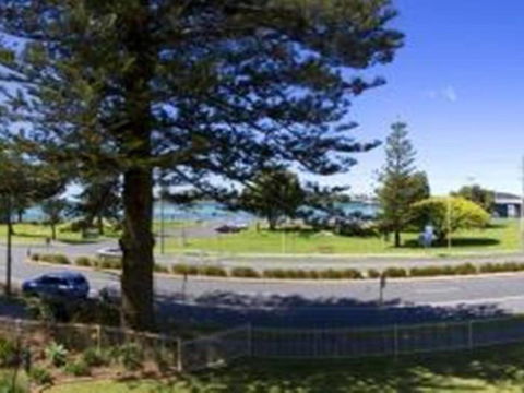Heritage 202 Overlooking The Water - Accommodation Ballina 4