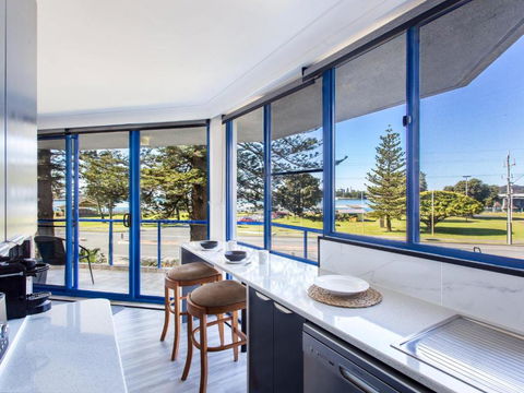 Heritage 202 Overlooking The Water - Accommodation Ballina 3