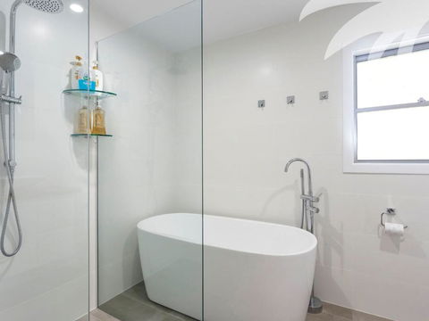 The Royal Cuban - Accommodation Ballina 1