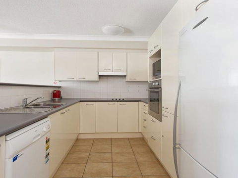 Spinnaker 102 On The Lake! - Accommodation Ballina 4