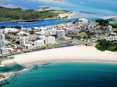 Crystal Waters 6 CBD Location - Accommodation Ballina 1