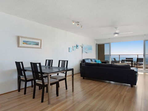 Oceanic 2 On Main Beach! - Accommodation Ballina 4