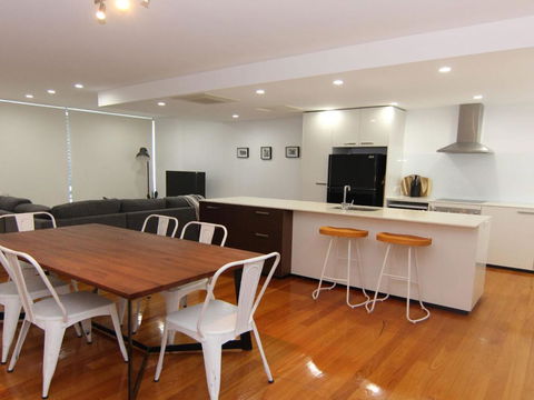 3 / 26 West Street CBD Location! - Accommodation Ballina 3