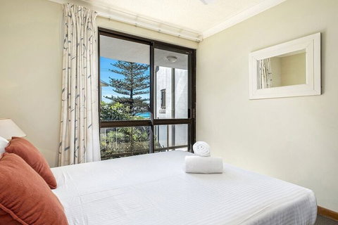 Ocean Waves - Accommodation Ballina 4