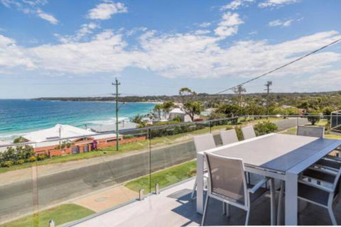 Salt & Light Mollymook - Accommodation Ballina 0