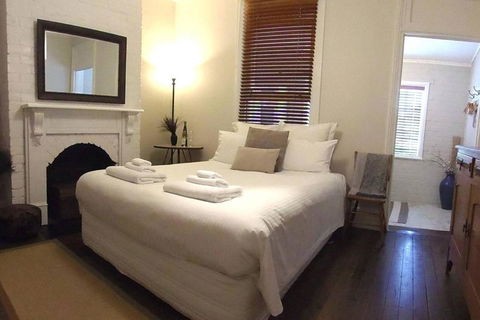 YSG The Edward Townhouse 157 Steps To Town - Accommodation Ballina 3