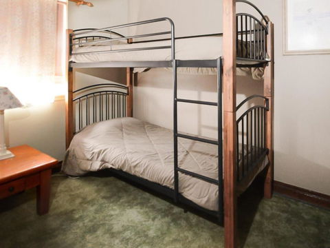 Debra Court 6 - Accommodation Ballina 2