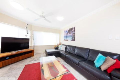 Whitesands Penthouse 1 - Accommodation Ballina 3
