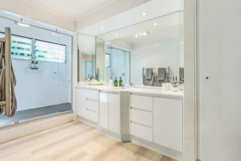 Beachside Luxury Sunrise Beach - Accommodation Ballina 3