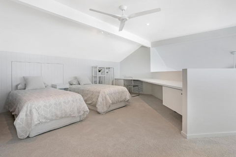 Beachside Luxury Sunrise Beach - Accommodation Ballina 1